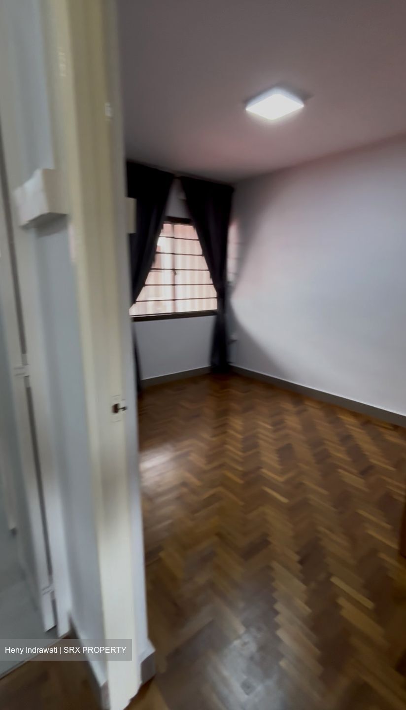 Coronation Shopping Plaza (D10), Apartment #567695671